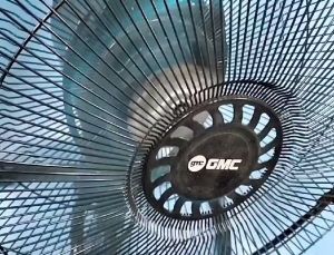 GMC BM 723 / GMC BM 725 Kipas Angin Meja Tornado Besi 16 inch
