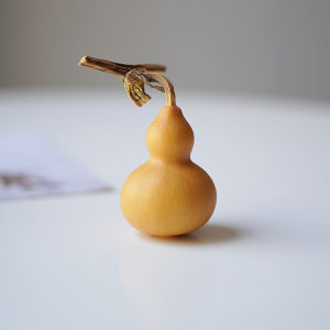 Handcrafted Small Gourd Handle Item with Dragon Head Premium Cultural Plaything Natural Gourd Hand-Turned New Stock 25 Years