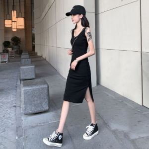 ชุดเดรสสีดำแขนกุดผู้หญิงฤดูร้อน ชุดกระโปรงสั้นทรงเข้ารูป ชุดชั้นใน ชุดกระโปรงสั้นสไตล์ฮ่องกง ชุดกระโปรงสั้นเปิดข้าง