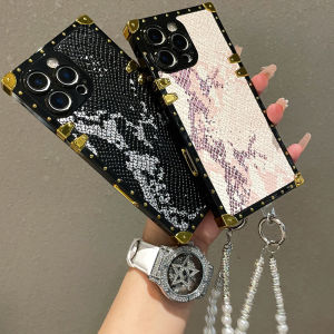 Snake Skin Pattern Phone Case for iPhone 11 12 13 14 15 16 Pro Max 16E Trendy Straight Edge Shockproof Pearl Wrist Chain Cover