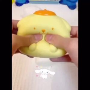 Mainan Squishy Sanrio Kuromi Kitty Cinnamonroll Melody Stress Ball Squisi Fidget Toy