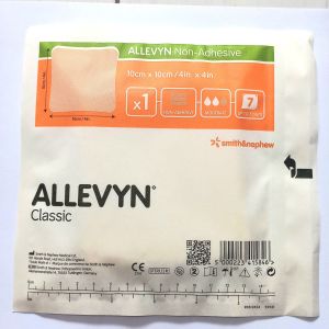Allevyn Non Advesive 10x10cm Allevyn Clasic Plester Pasien Diabetes Plester Pasien Bedrest/Dekubitus