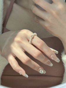 Mint Planet Glowing Zircon Elastic Rope Ring High Color Retention French Style Vintage Pearl Shell Ring for Women Fashion Jewelry