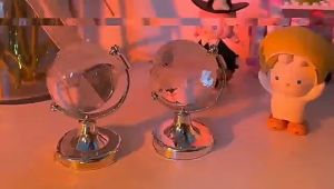 Exquisite crystal globe ornaments office desktop decoration luck ornaments High quality girls gift