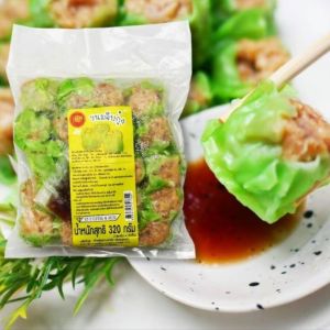 ขนมจีบกุ้ง 1 แพค / 20 ลูก พร้อมน้ำจิ้มและกระเทียมเจียว  ขนาด 16 กรัม