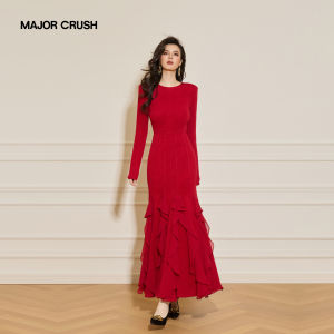 Retro Elegance Red Rose Dress