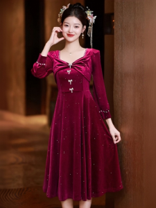 Elegant French Wine Red Velvet Bridal Dress Golden Thread Small Size Return Home Dress Wedding Ceremony Evening Gown