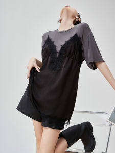 XIAODADEHUA | Elegant Lace-Paneled Illusion Two-Piece Tee
