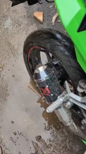 Slip on AKRAPOVIC GP M1 LORENZO Ninja250fi/fi Ninja 250mono CBR250RR R25/MT25 CBR150R FACELITE CBR150R LOKAL CB150R NEW NINJA NEW UP 2018 CBR150R NEW 2021