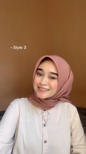 Bella Square Hijab Segi Empat PollyCotton Pinggir Jahit Neci Rapi Ukuran 110 x 110