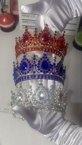 Bride Luxury Crown Rhinestone Tiara for Women Sparkling Bridal Headpiece Parties Birthdays Wedding Formal Events