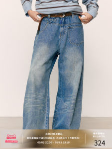 Deconstructed and Patch Pockets 3D Whiskers Washed Jeans