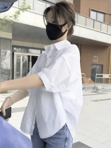 Áo Sơ Mi Nữ Tay Ngắn Khoét Lỗ Thời Trang Mùa Hè 2025 Phong Cách Mới Rộng Rãi Thoải Mái Thiết Kế Tay Ngắn Cổ Polo