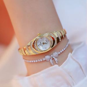 UTHAI Women Watches Chain Watch Light Luxury Brand Oval Waterproof Ladies Watch Female Fashion Quartz Bracelet Clock Wristwatch L145