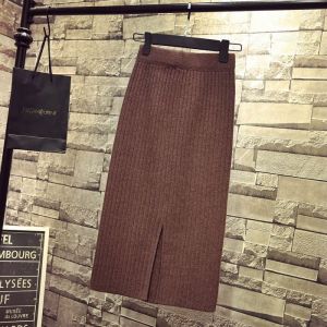 กระโปรงยาวปานกลางถักเอวสูงสำหรับผู้หญิง ฤดูใบไม้ร่วง/ฤดูหนาว 2025 กระโปรงยาวคลุมสะโพกแบบสวมข้างเดียว กระโปรงทรงเอ กระโปรงสั้น