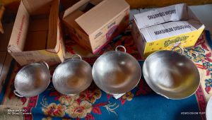 wajan stu set isi 4 super tebal awet mencapai puluhan tahun asli krajinan tangan Anti krat anti lengket anti ttos ukuran 26303537