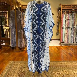 Alika Square Tie Dye by Dian Pelangi LIMITED EDITION Busana Homey Muslim Baju Daily Maxi Dress Gamis Kaftan Casual Formal Pesta Pernikahan Kondangan Wanita Hijaber Cantik Anggun Modis Modern Mewah Model Arabian Korean Terbaru Motif Jumputan Kekinian