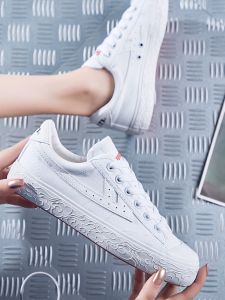 รองเท้าผ้าใบผู้หญิง Warri ระบายอากาศได้ดี สไตล์ลำลอง ฤดูใบไม้ผลิ 2022 รองเท้าผ้าใบผู้ชายและผู้หญิง รองเท้าส้นแบน สวมใส่สบาย ทรงหัวมน ด้านบนเป็นยาง