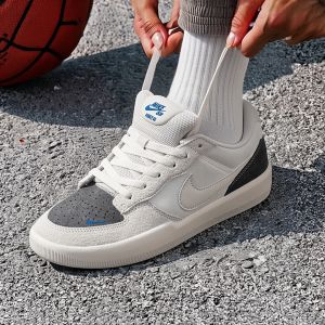 Nike | Giày Trượt Bánh Vintage Thấp