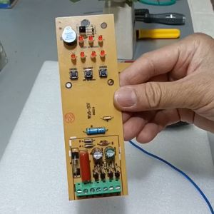 Bo mạch quạt treo tường MITSUBISHI W16-RV Loại có cầu nối (Hàng sx Thái Lan).