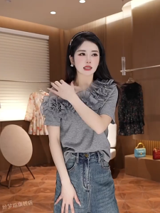 2025 summer new slim fit French three-dimensional flower slanted neck short sleeved T-shirt for women