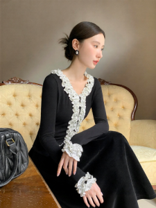 XXNING | Áo Cardigan Cổ Hem Gỗ Chấm Bi Phong Cách Pháp Thu