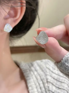 Trendy Pure Silver Needle Full Diamond Irregular Womens Spring Summer Small Audience Ear Ring Design High-End Earring Fashion Jewelry