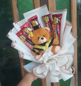 Buket Boneka Wisuda Bunga Bouquet Wisuda cowok cewek