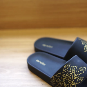 Ando Official Sandal Selop Slip On Kencana Pria Dewasa - Hitam/Perak