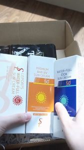 Kem Chống Nắng Smile Leader Sun Cream 60ml Hàn Quốc Kem Chống Nắng Nâng Tone Smile Leader Cho Mọi Loại Da Saikou