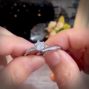 Huitan New Classic Six Claws Cubic Zirconia Set Rings for Women Luxury Wedding Accessories Good Quality Timeless Style Jewelry