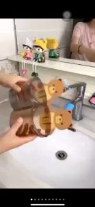 Cốc  dán tường hình gấu đựng  vật dụng nhỏ gọn - màu ngẫu nhiên.