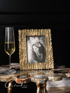 Gold Baroque Style French Luxury Retro Photo Frame 6 Inch 3D Stand Home Decor Resin Material without Picture Frame