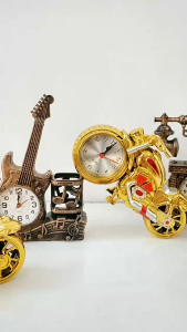 Classic Bronze Colour Alarm Clock Table Clock Birthday Christmas Farewell Gifts Home Decor Souvenir Shop Hiasan Rumah Kampung Kedai Cenderahati Jam Loceng Jam Meja Warna Gangsa Hadiah