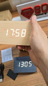 JD-07 Jam Meja Motif Kayu Digital Led Weker