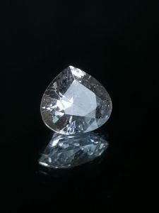 Certified Untreated 2.43 carat Sapphire / SI / Ceylon