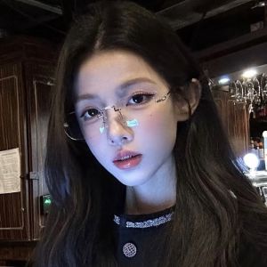 Frameless Metal Anti Blue Light Glasses for Men and Women Fashionable and Comfortable Lenses