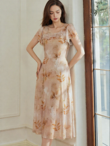 Roey s house | Vintage French Lace Dress with Puff Sleeves and Waist Detail