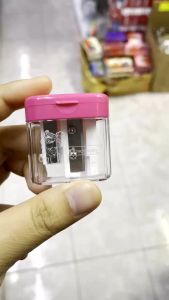 Master Art กบเหลาดินสอ 2 รู มาสเตอร์อาร์ต No.8 ด้วยเครื่องมือที่มีฝาปิด พกพาสะดวก คละสี (ราคา/อัน)