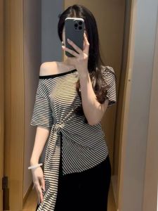 Striped One-Shoulder Short-Sleeve T-Shirt Womens 2025 New Summer Design Waist-Cinching Slimming Baring Top Fashionable Casual Wear