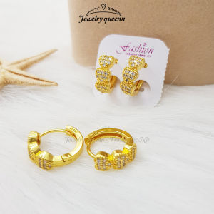 Bông Tai Nữ Titan Hình 3 Trái Tim Đính Đá Trắng Xi Mã Vàng 18K Phong Cách Trẻ Trung B25V13 | Jewelry Queenn