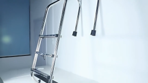 Stainless steel pool ladder with built-in P-shaped handrail 2/3 step water park ladder/pool handrail