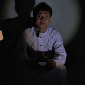 Peci Kopiah Haji Santri MALAYSIA POLOS Hitam Putih Abdul Kareem Pattani Thailand A1 A3 A5 Lokal Logo Bordir Abu Biru Emas Merah Maroon Putih Ukuran Anak Laki Laki dan Pria Dewasa Nomor 3-12