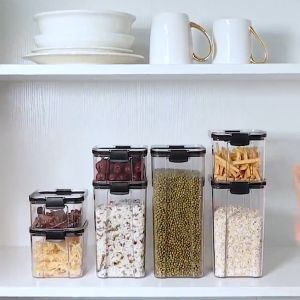 Z-Gadget⚡Food Storage Container Stackable Plastic Transparent Sealed Cans Kitchen Fridge Noodle Box Black Lid Multigrain Storage Tank Penyimpan Makanan