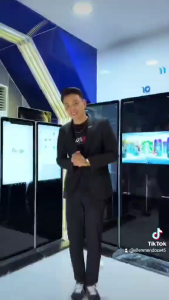 55" Floor Standing Rotating Digital Signage Smart Display Kiosk – 4K UHD | Non-Touchscreen