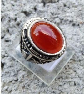 Cincin Batu Akik Yaman Merah dimensi 15 ml
