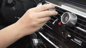 Nước Hoa gắn khe gió Ô tô động cơ khuếch tán hương thơm - 150