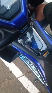 CNC Style Aerox V2 Tank Cover – Carbon Fiber Finish ABS Guard Easy Mount & Scratch Proof Motorcycle Part