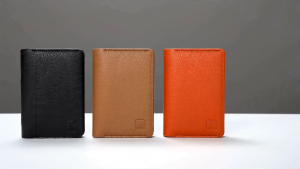 WIWU Passport Wallet Travel Essentials Leather Rfid Blocking Case Vacation Luggage Must Haves Travel Accessories for Men Women