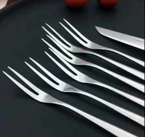 5/10ชิ้น ส้อมผลไม้เกาหลี / ส้อมขนมเค้กสแตนเลส / ส้อมชิมอาหารเรียกน้ำย่อยด้ามจับยาว / ส้อมสลัดผลไม้สร้างสรรค์ / ส้อมครัวในครัวเรือนบนโต๊ะอาหาร